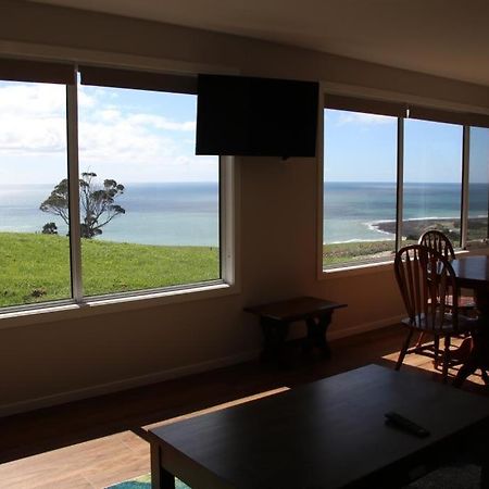 Penguin Seaside Farm Villa Екстериор снимка